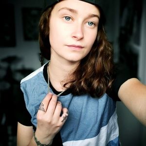 Meet your Posher, Peyton